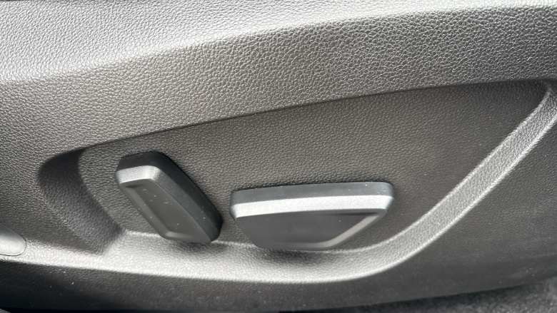 Renault Symbioz 1.6 E-Tech FHEV 145 Techno Esprit Alpine 5dr Auto Hybrid Estate